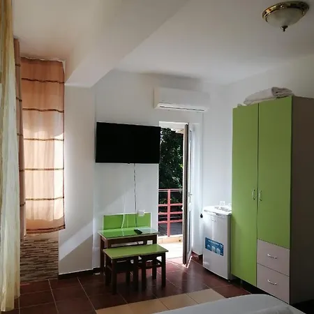 Casa Mihnea Aparthotel *