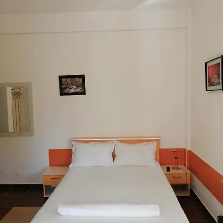 Casa Mihnea Aparthotel *